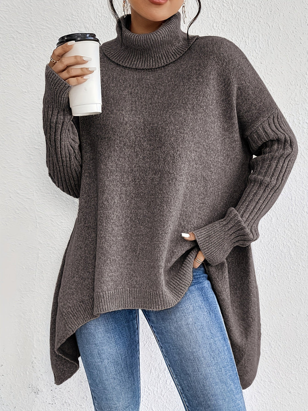 Léïna™ – Le Pull Col Montant Doux & Décontracté